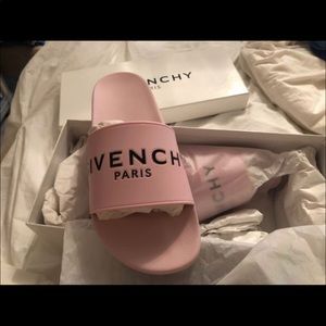 Givenchy Slides size 8